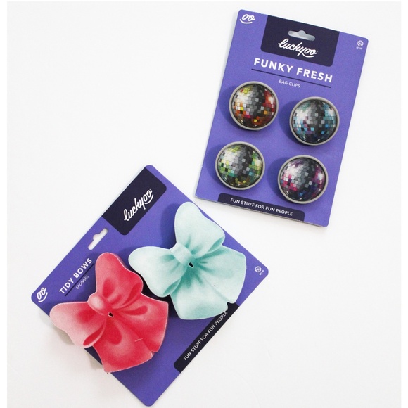 NWT Fred Luckyoo Set of Disco chip clips and bow kitchen sponges - Picture 1 of 4